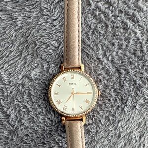 Fossil Women's Watch with Beige Strap and Gold Detailing